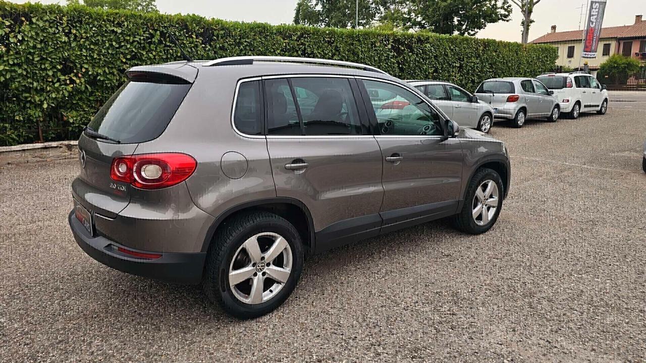Volkswagen Tiguan 2.0 TDI DPF 4MOTION DSG Sport & Style