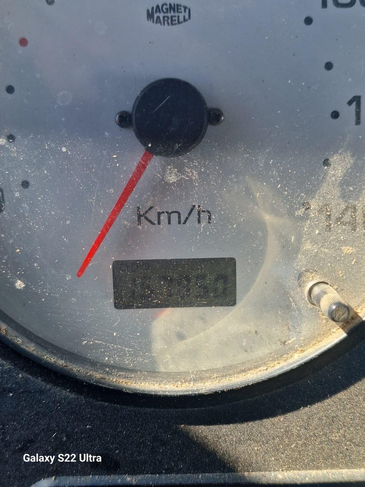 Nissan atleon Pat.c del 2002 in saldo 501