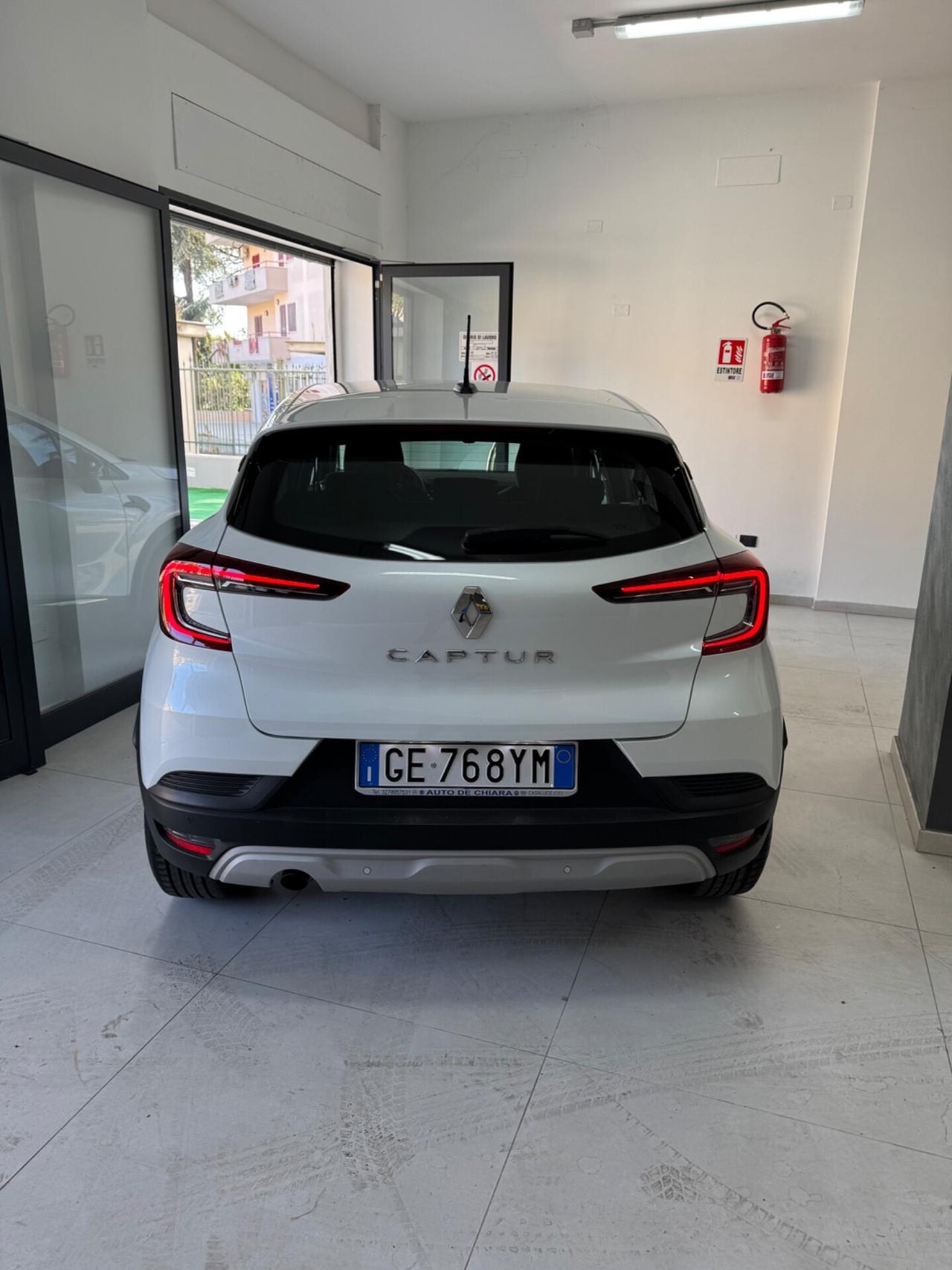 Renault Captur 1500cc diesel automatica