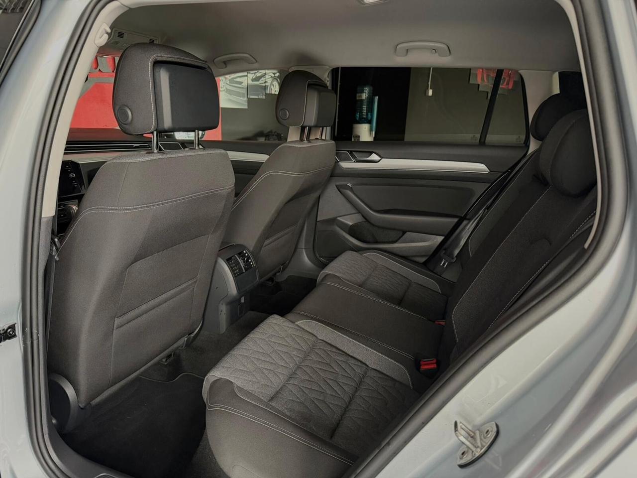 Volkswagen Passat Variant 2.0 TDI SCR EVO DSG Business