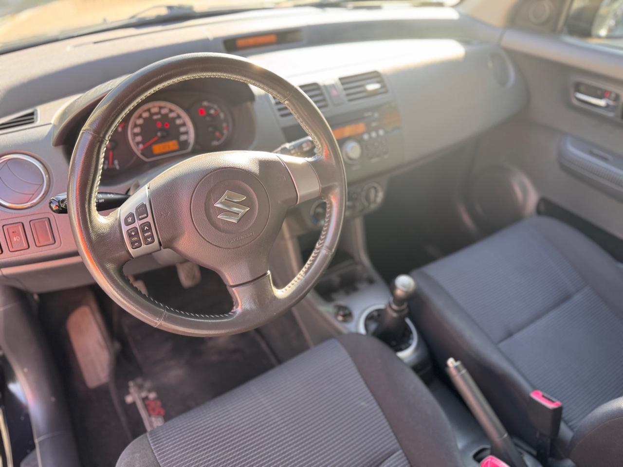 Suzuki Swift 1.3 4x4 5p. Outdoor Line GL