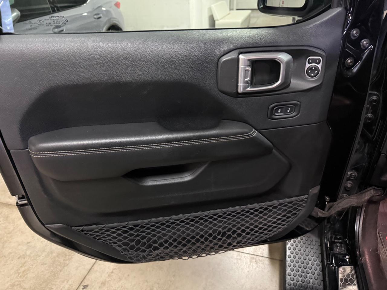 Jeep Wrangler 2.2 Mjt II Sahara