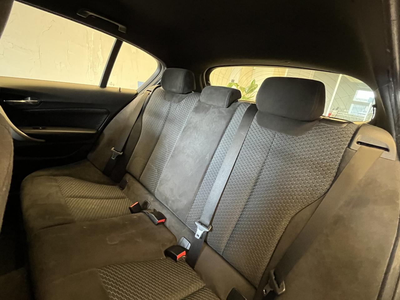 BMW Serie 1 F/20-21 2015 - 116d Msport 5p