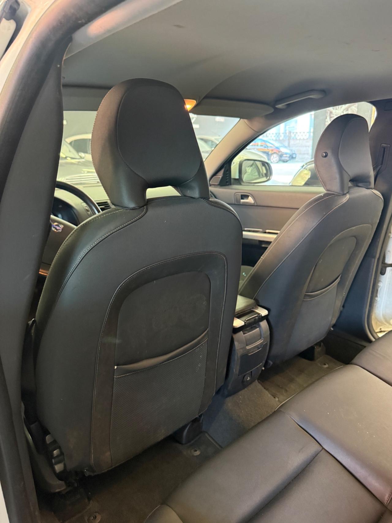 Volvo V50 D2 R-design