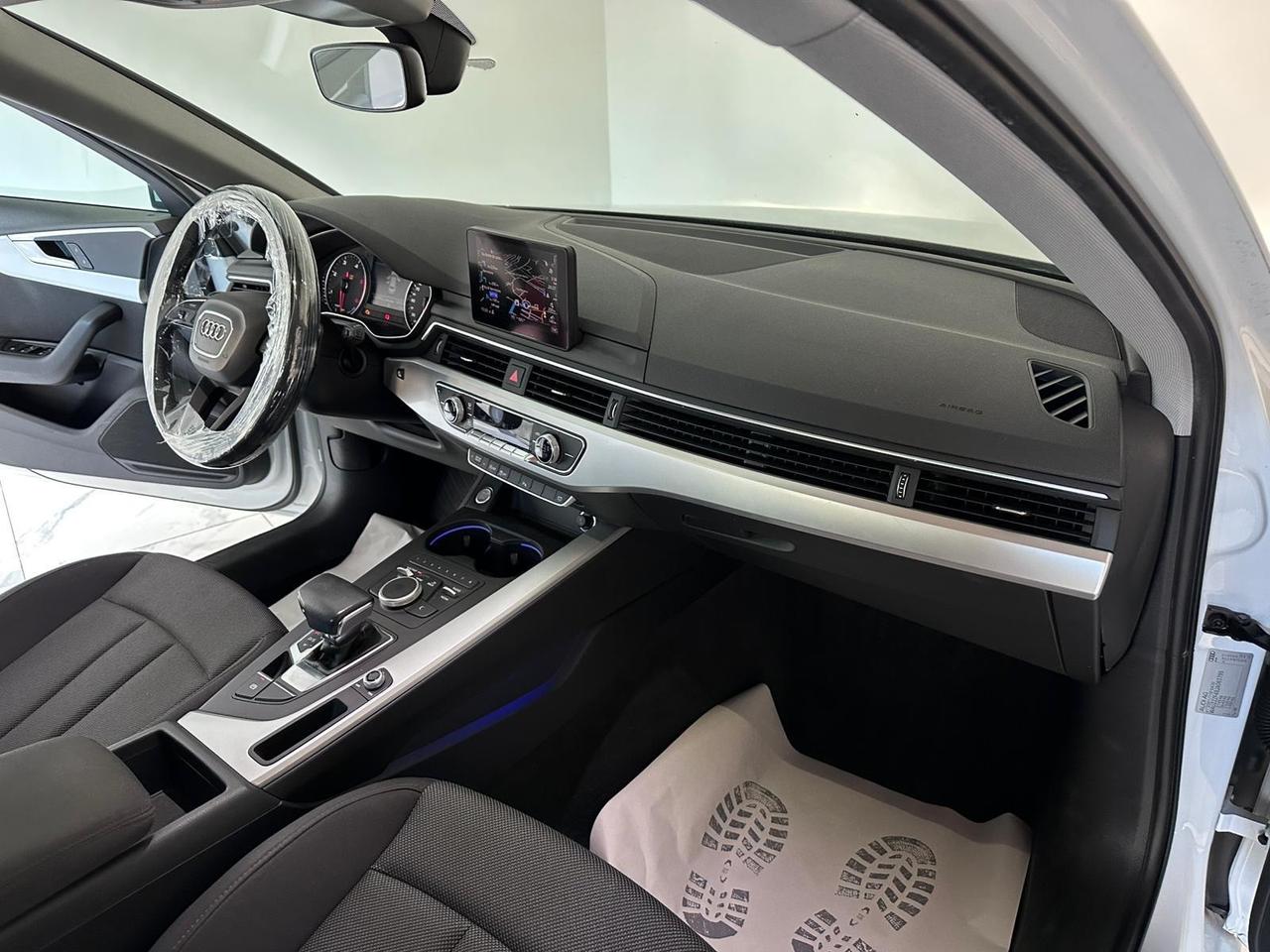 Audi A4 2.0 TDI 150 CV ultra S tronic Sport