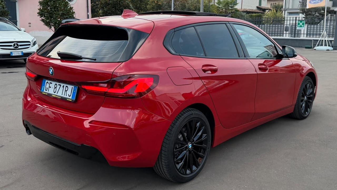 BMW 116D 1.5 LUXURY AT7 116 CV - VIRTUAL COCKPIT, TETTO APRIBILE, SEDILI IN PELLE