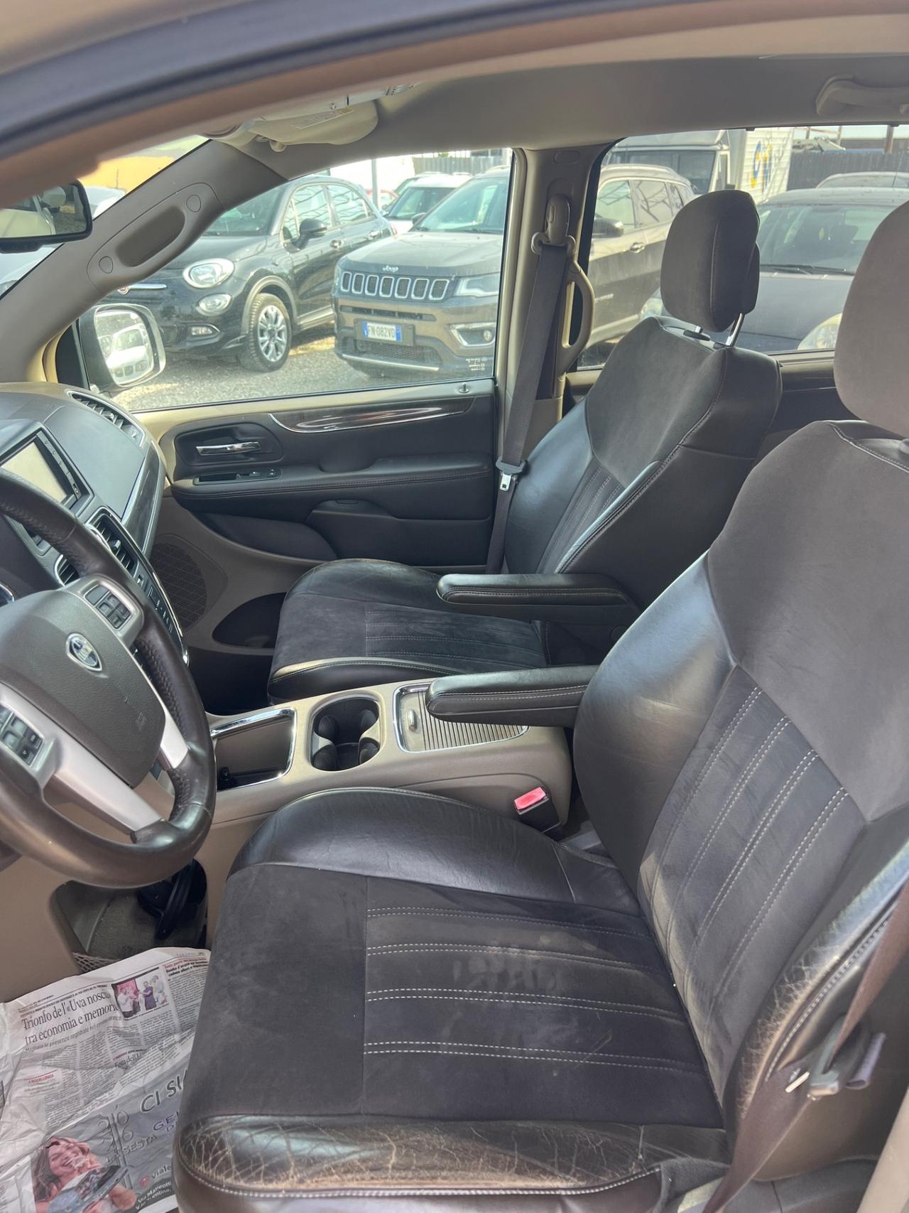Lancia Voyager 2.8 Turbodiesel Platinum 177 CV
