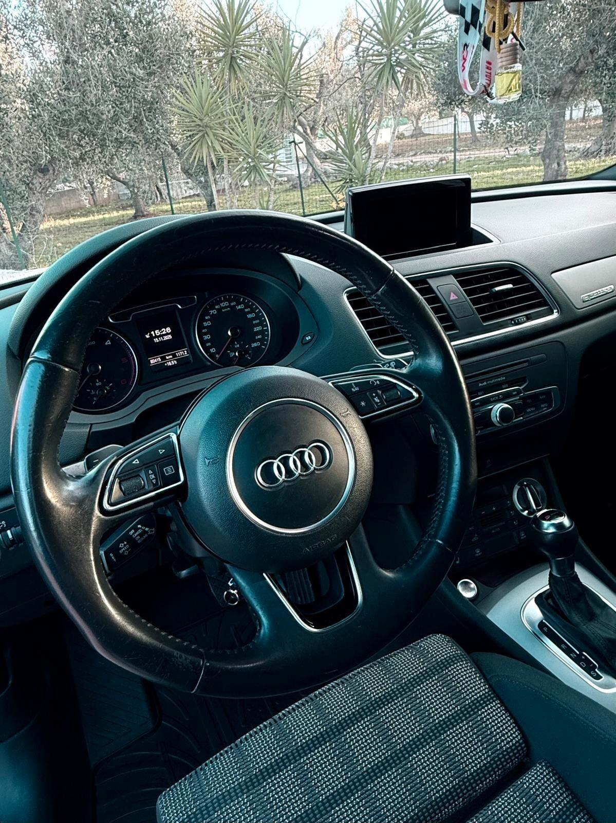 Audi Q3 2.0 TDI 150 CV quattro S tronic Sport