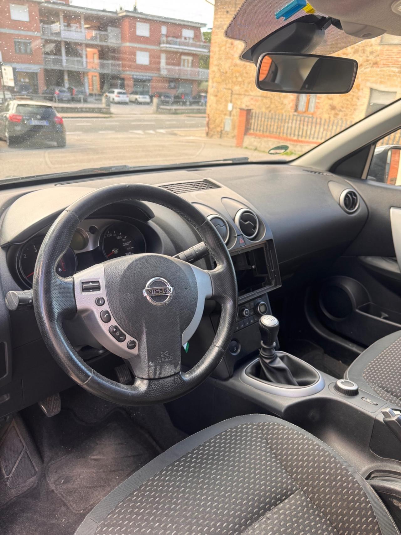 Nissan Qashqai 2.0 dCi DPF 4WD Tekna