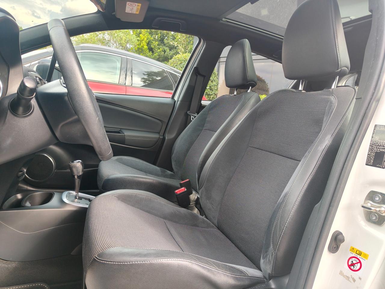 Toyota Yaris HYBRID LOUNGE TETTO PANORAMICO **SOLO 92000KM ** PREZZO REALE