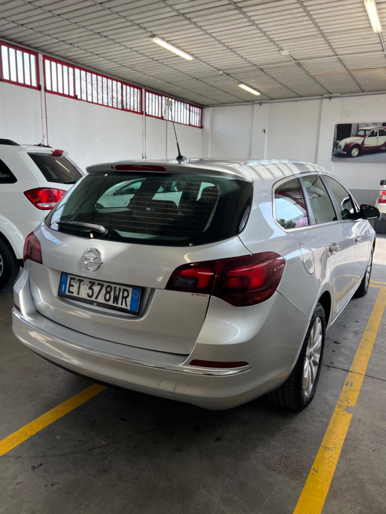 Opel Astra 1.7 CDTI 130CV Sports Tourer Elective