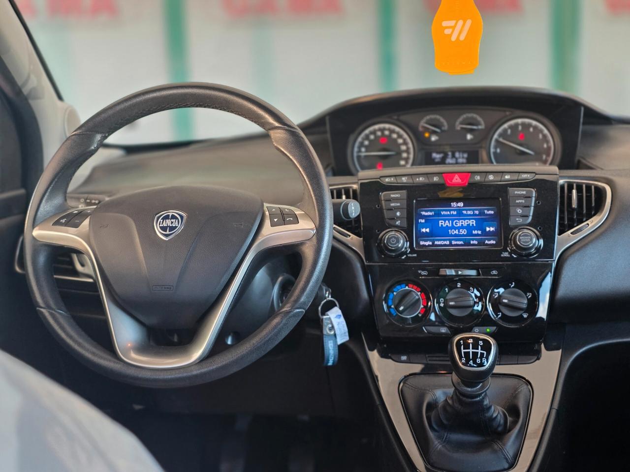 Lancia Ypsilon 1.0 FireFly 5 porte S&S Hybrid Ecochic Gold