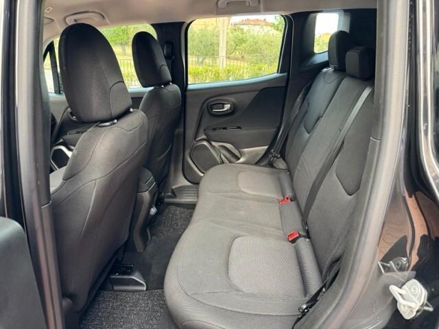 Jeep Renegade 1.6 Mjt 130 CV soli 34000 km Total Black da 150 euro al mese