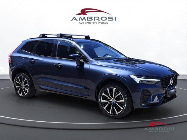 VOLVO XC60 B4 (d) AWD automatico Ultimate Dark
