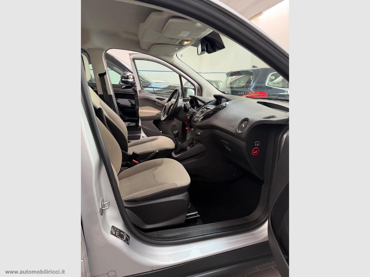 FORD Tourneo Courier 1.0 EcoBoost 100 CV TITANIUM