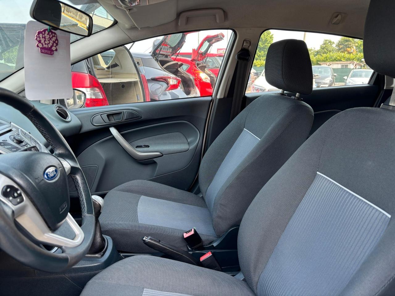 Ford Fiesta 1.2 benzina Neopatentati