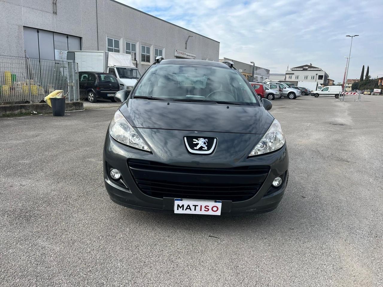 Peugeot 207 1.4 8V 75CV SW Special Edition