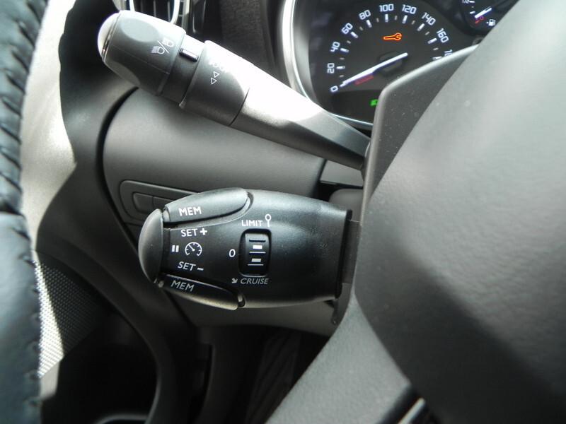 Citroen C3 Aircross BlueHDi 110 S&S Shine Pack