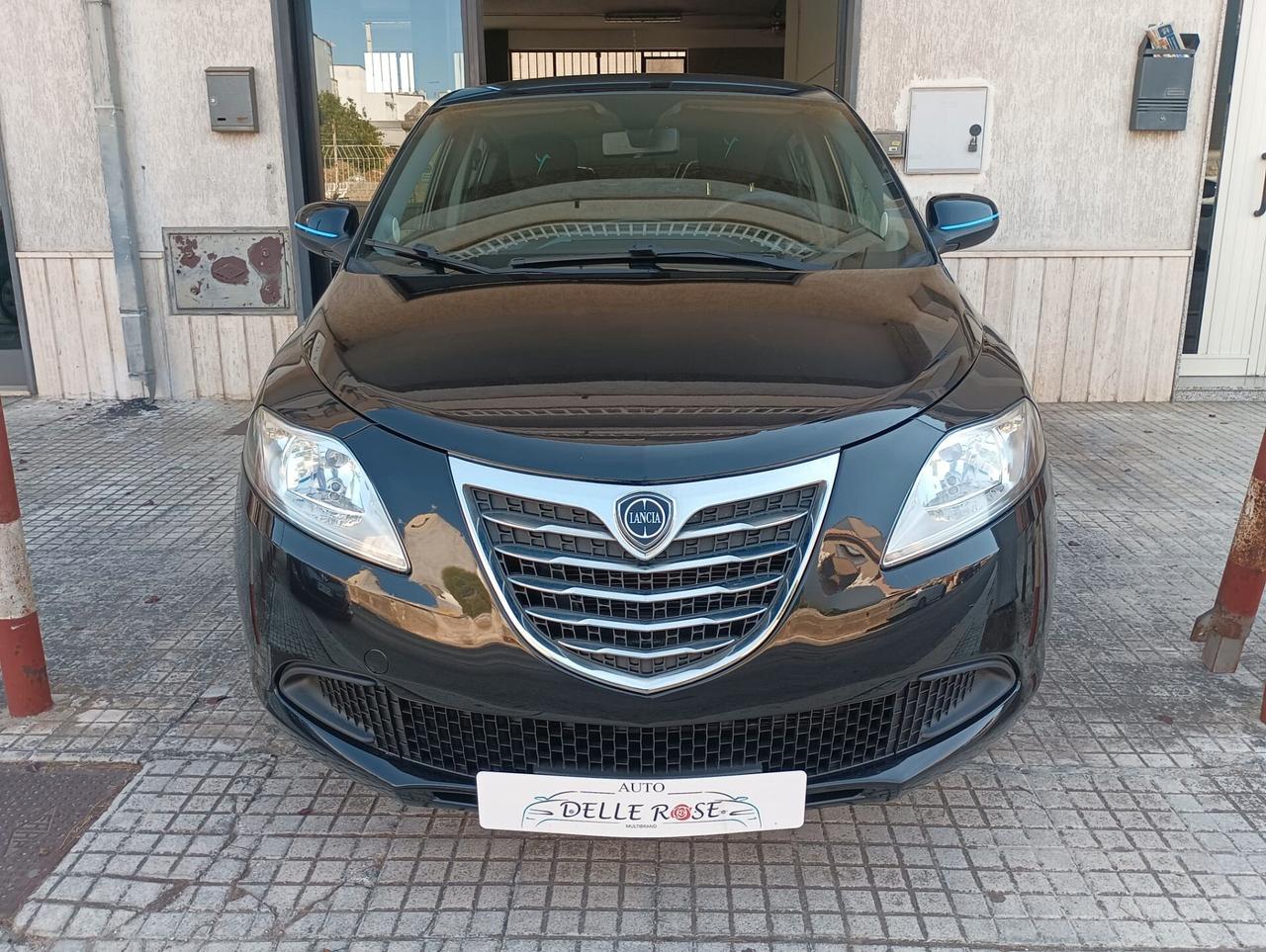 Lancia Ypsilon 1.2 benzinza 69 CV Elefantino Blu 5 porte