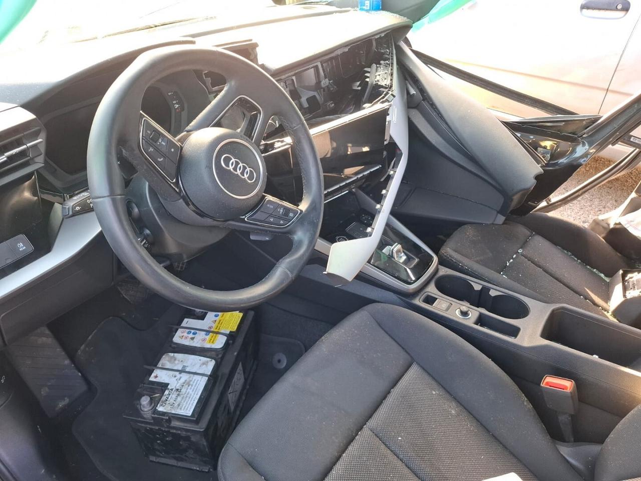 AUDI A3 SPB 30 TDI S TRONIC AUT. SINISTRATA 23