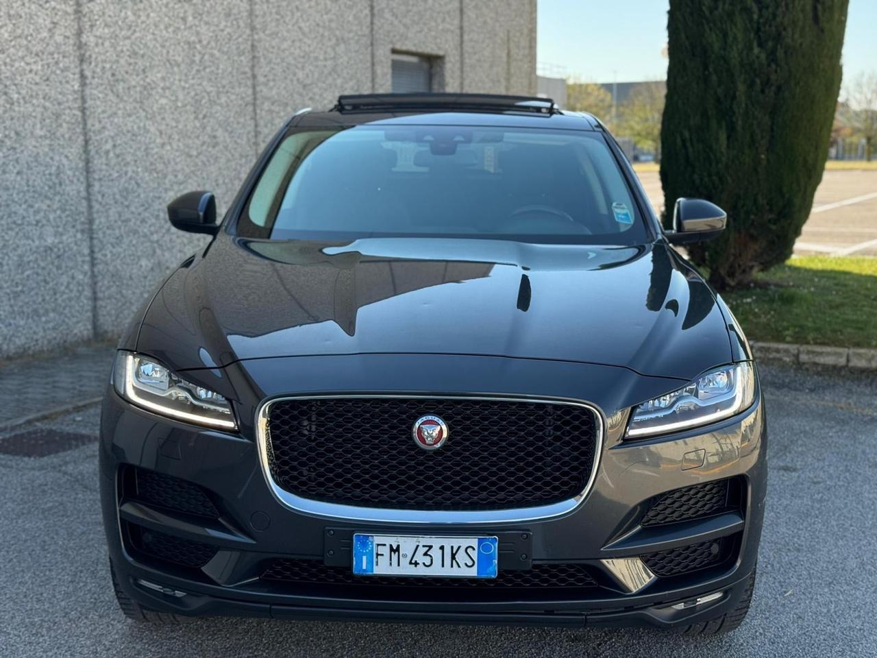 Jaguar F-Pace 2.0 D 180 CV AWD Motore da Controllare