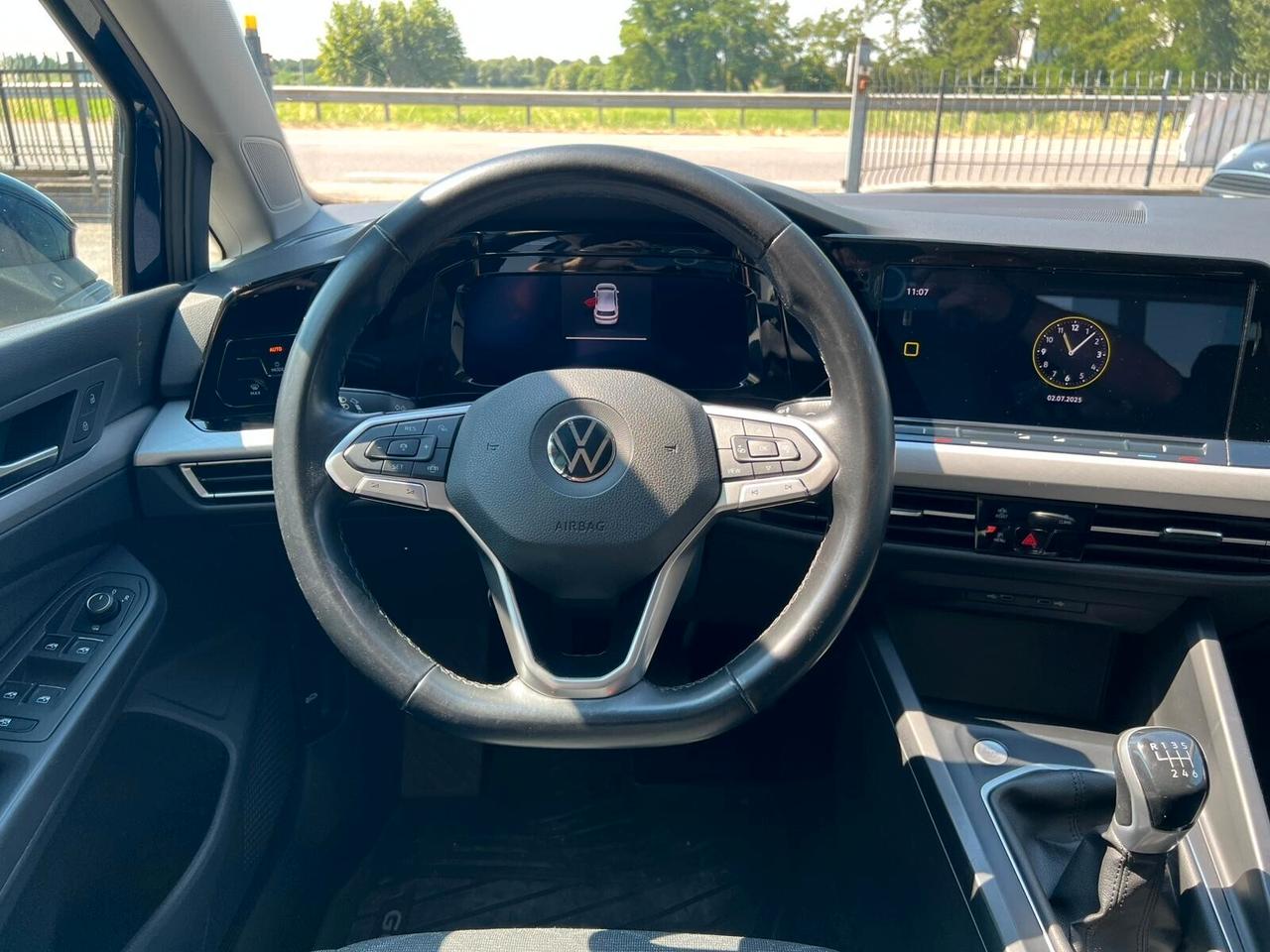 Volkswagen Golf 1.0 TSI EVO Life ADATTA A NEOPATENTATI
