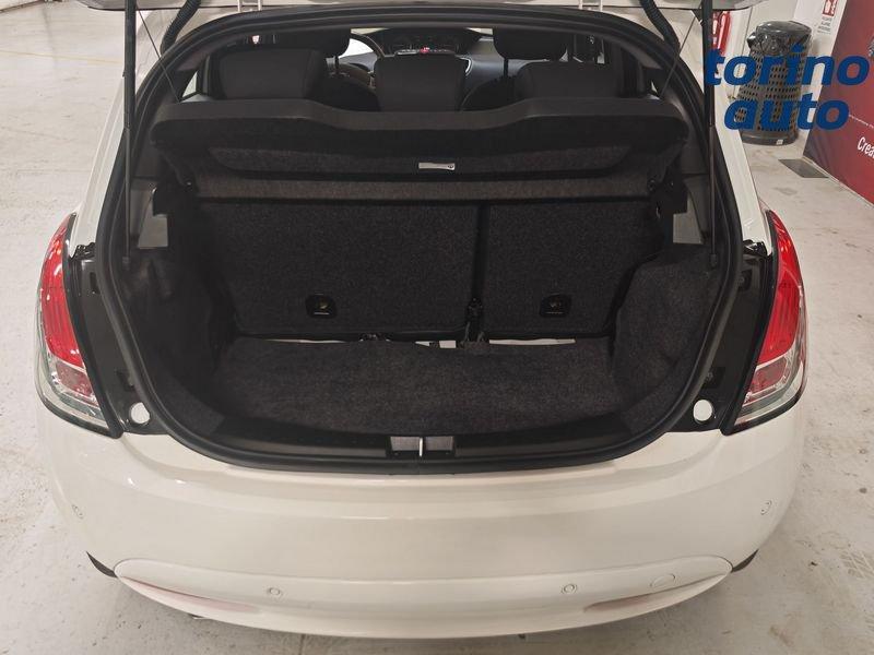 Lancia Ypsilon 1.0 FireFly 70cv Hybrid Platino