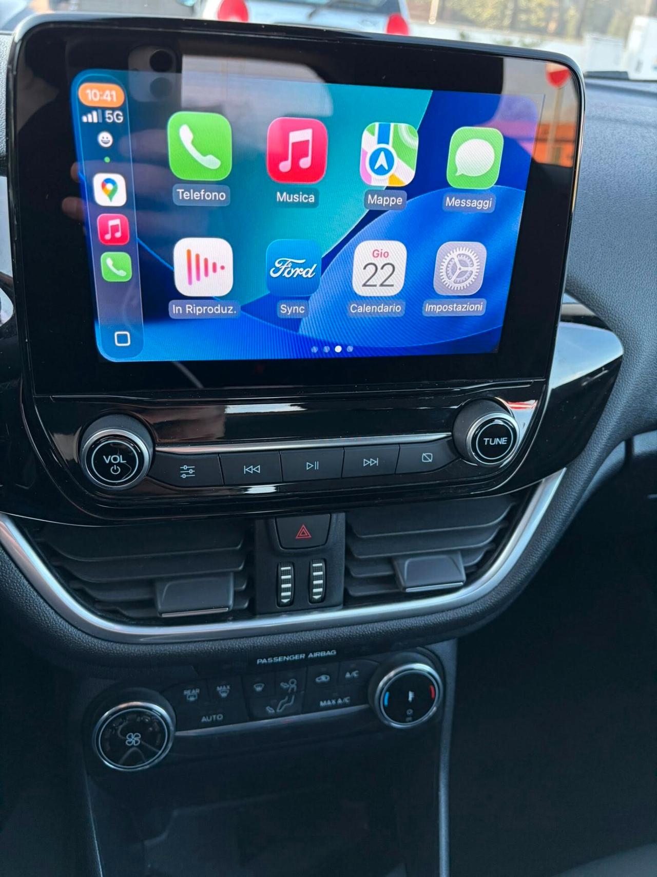 FORD FIESTA TITANIUM 5 PORTE 1.1cc