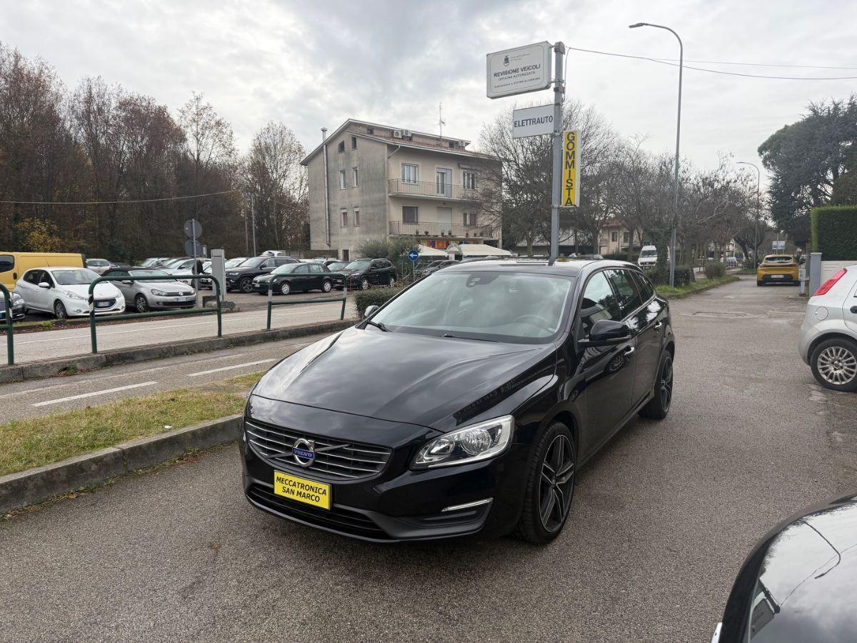 VOLVO - V60 - D2 Powershift