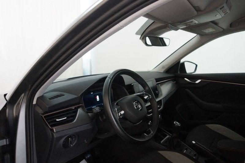 Škoda Kamiq 1.5 TSI 150CV BLACK DOTS
