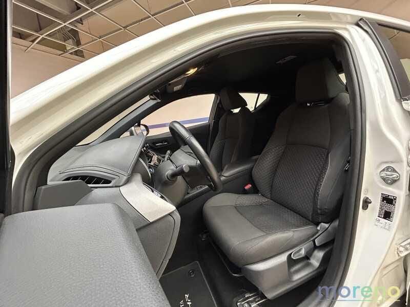 Toyota C-HR 1.8h Active E-CVT