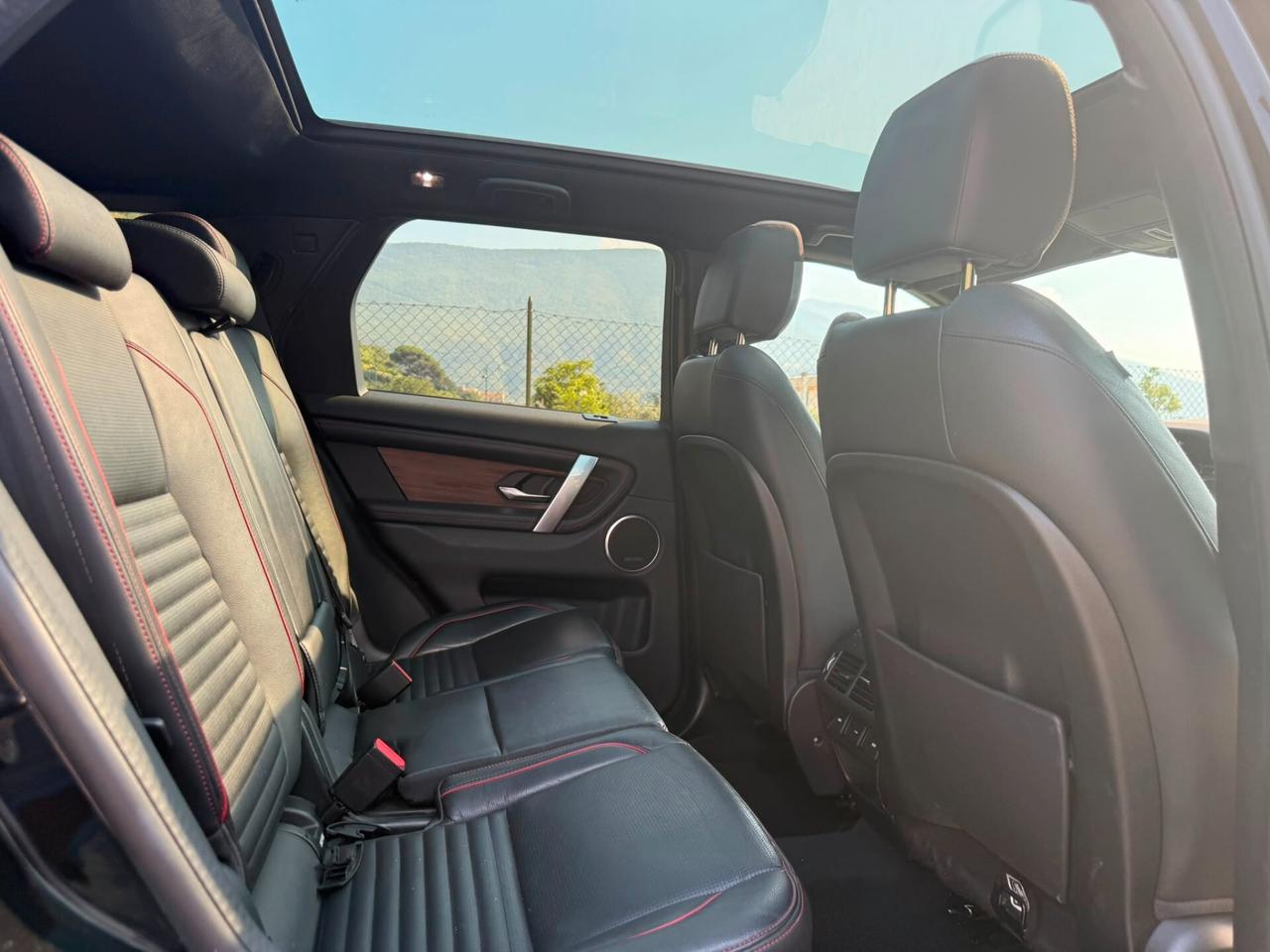 Land Rover Discovery Sport 2.0 TD4 180CV AWD Auto R-Dynamic S