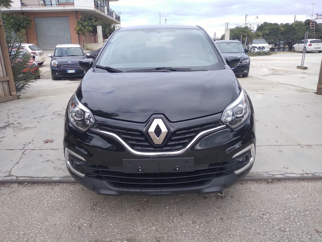 Renault Captur dCi 8V 90 CV EDC Sport Edition