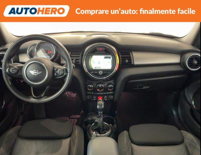 MINI Mini 1.5 Cooper D Cabrio