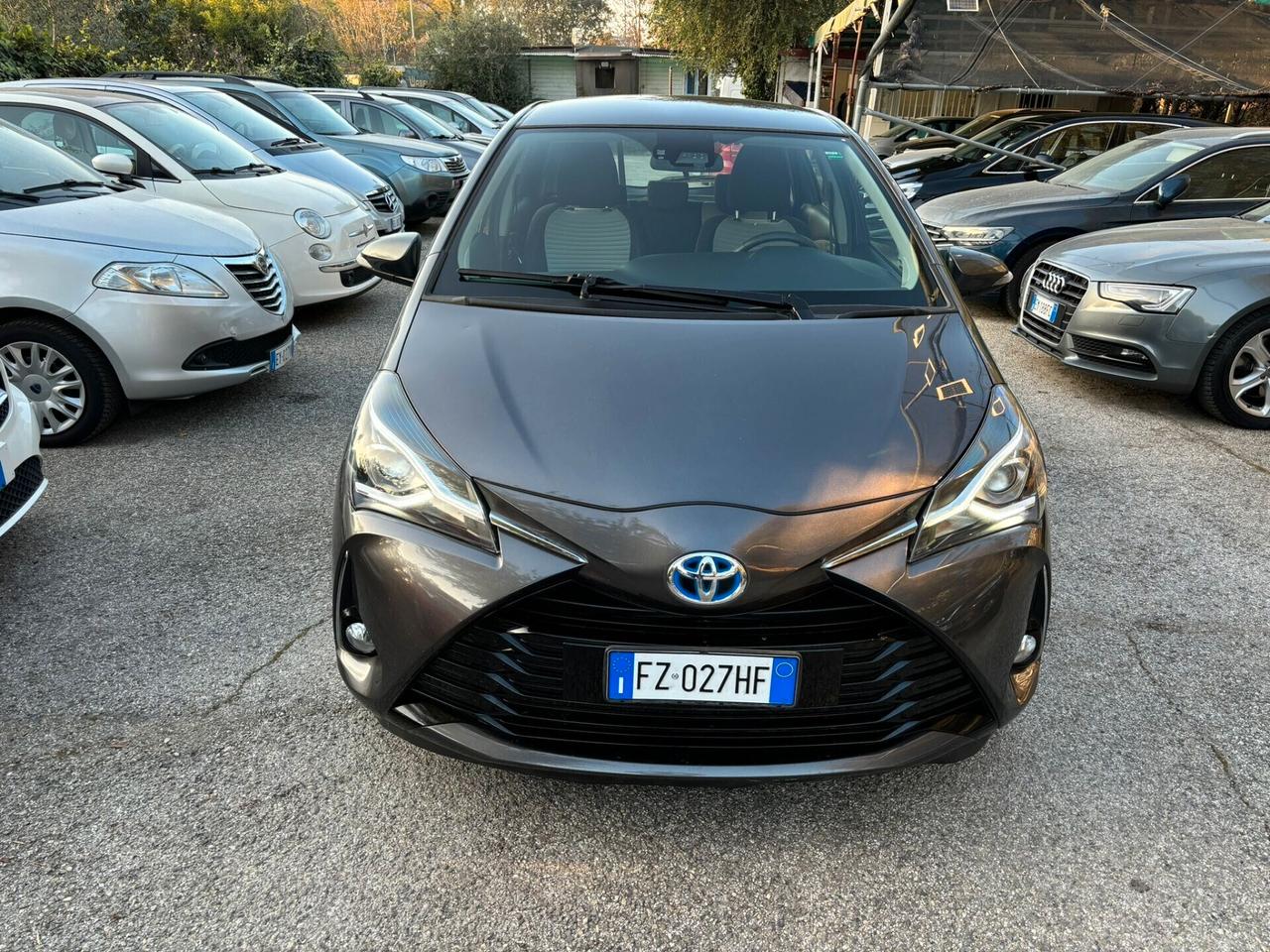 Toyota Yaris 1.5 Hybrid 5 porte OK Neopatentati