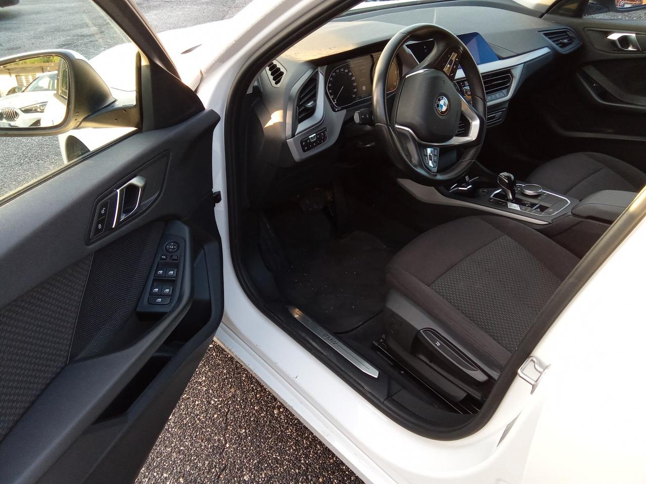 Bmw 116 116D M-SPORT 116CV FULL NAVI LED CERCHI 19 UNIPRO