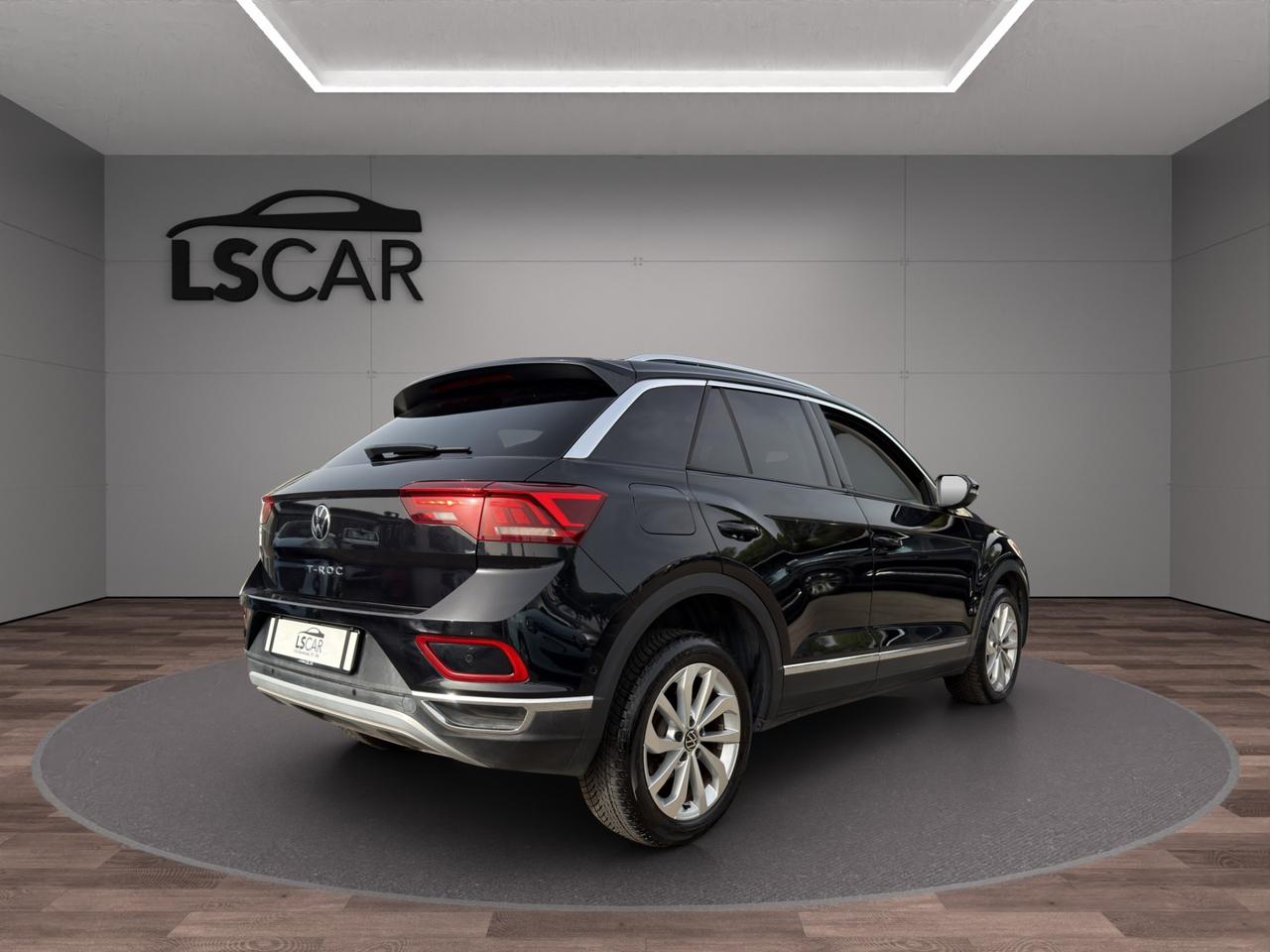 Volkswagen T-Roc 1.0 tsi STYLE 110cv - Unipro - Promo Finanziamento - Garanzia - Virtual Cockpit - Schermo - Sensori
