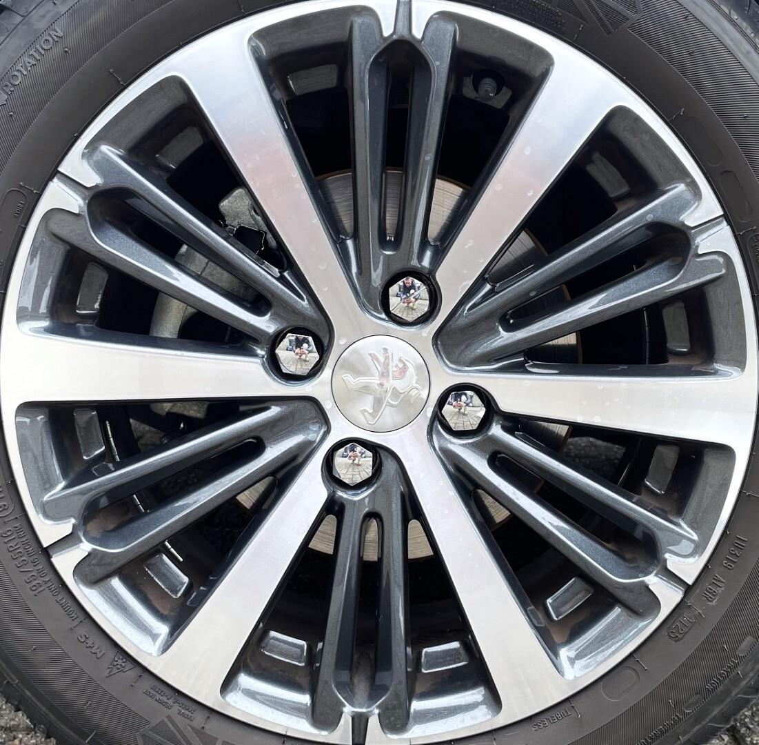 Peugeot 208 Allure 1.2 Benzina 5p. E6 Neopatentati