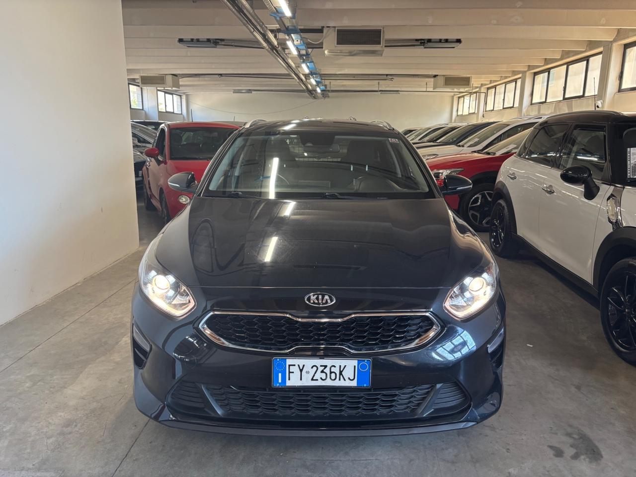Kia Ceed 1.6 CRDi SW |AUTOCARRO IVATA|