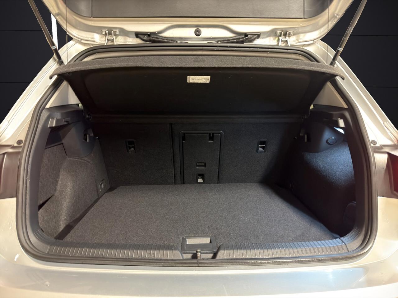 Volkswagen Golf 2.0 TDI 150 CV DSG Style Matrix - Service VW