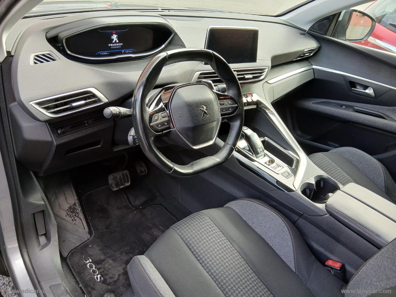 PEUGEOT 3008 BlueHDi 130 S&S EAT8 Business