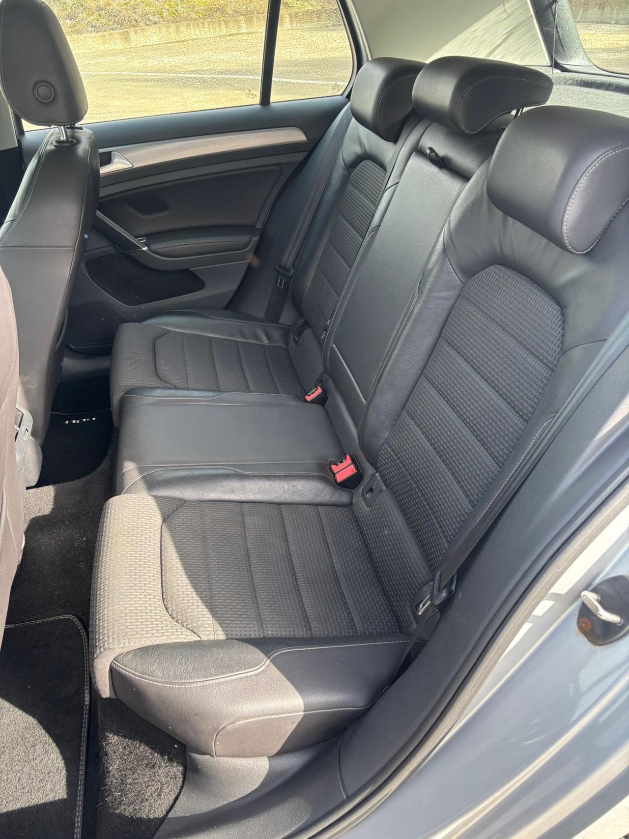 VOLKSWAGEN GOLF 7 1.6 TDI 105CV