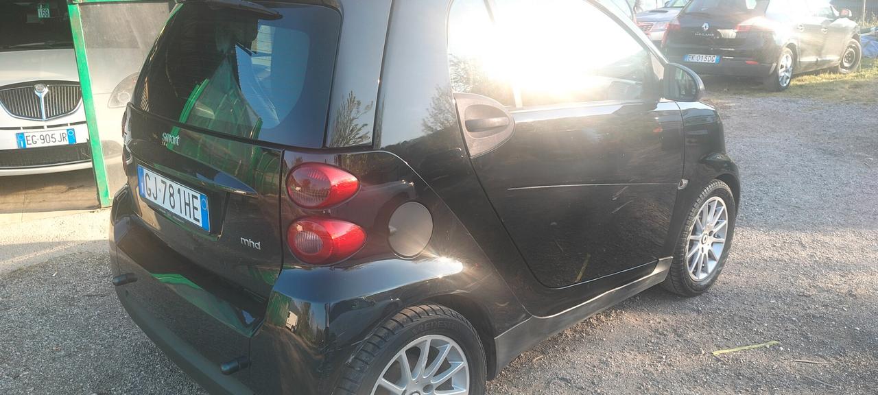 Smart ForTwo 1000 52 kW coupé pure