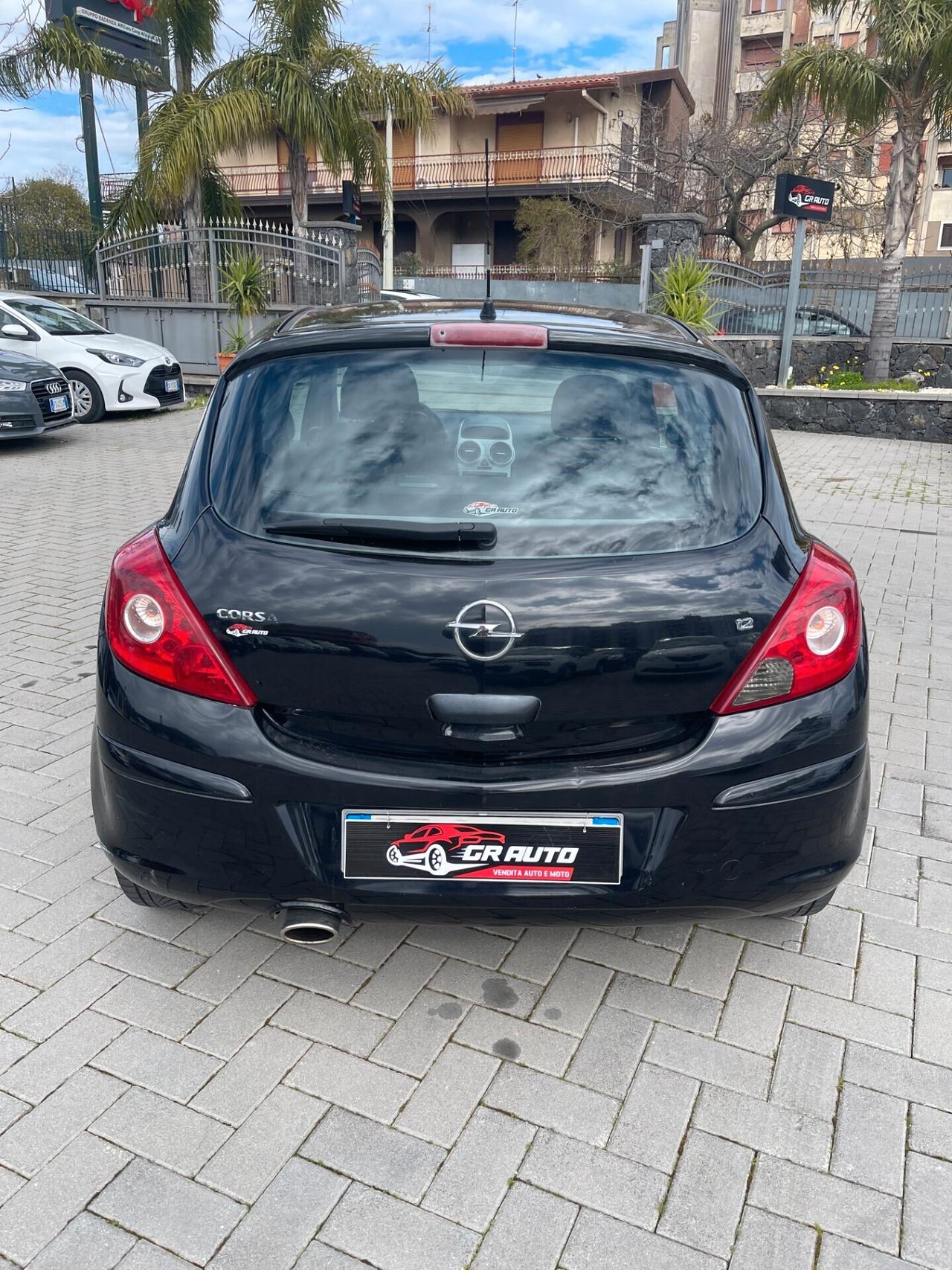 Opel Corsa 1.2 Sport