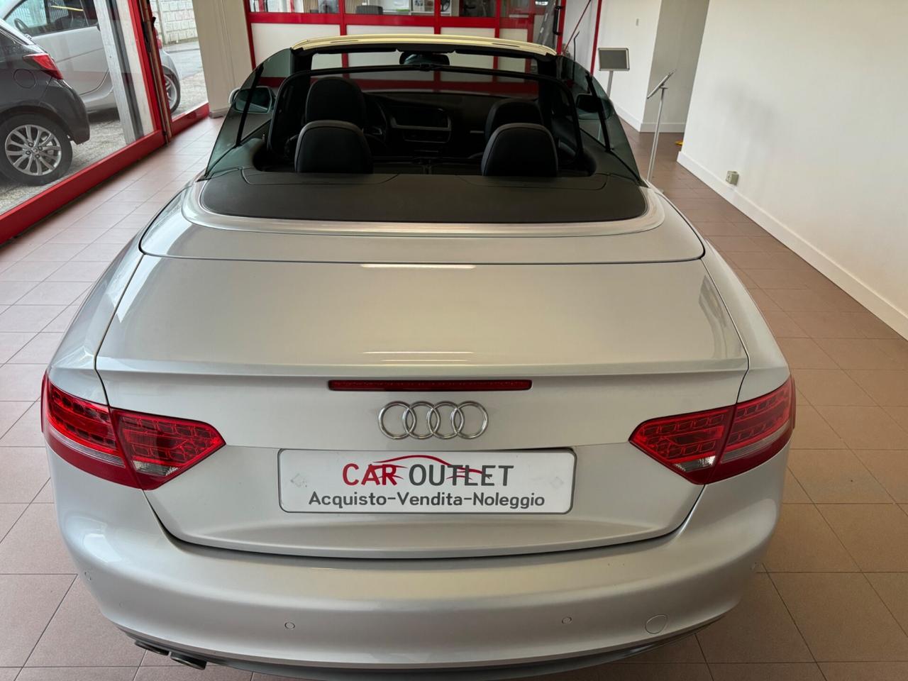 Audi A5 Cabrio 2.0 TDI 177 CV S-Line Navi tagliandata