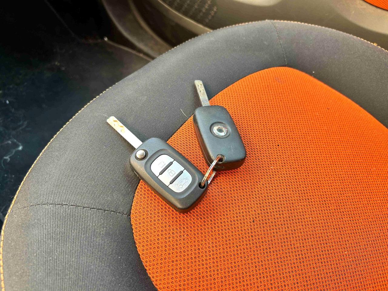 Smart ForTwo Cabrio 1.0 Benz 70CV Aut - 2016 Incidentata