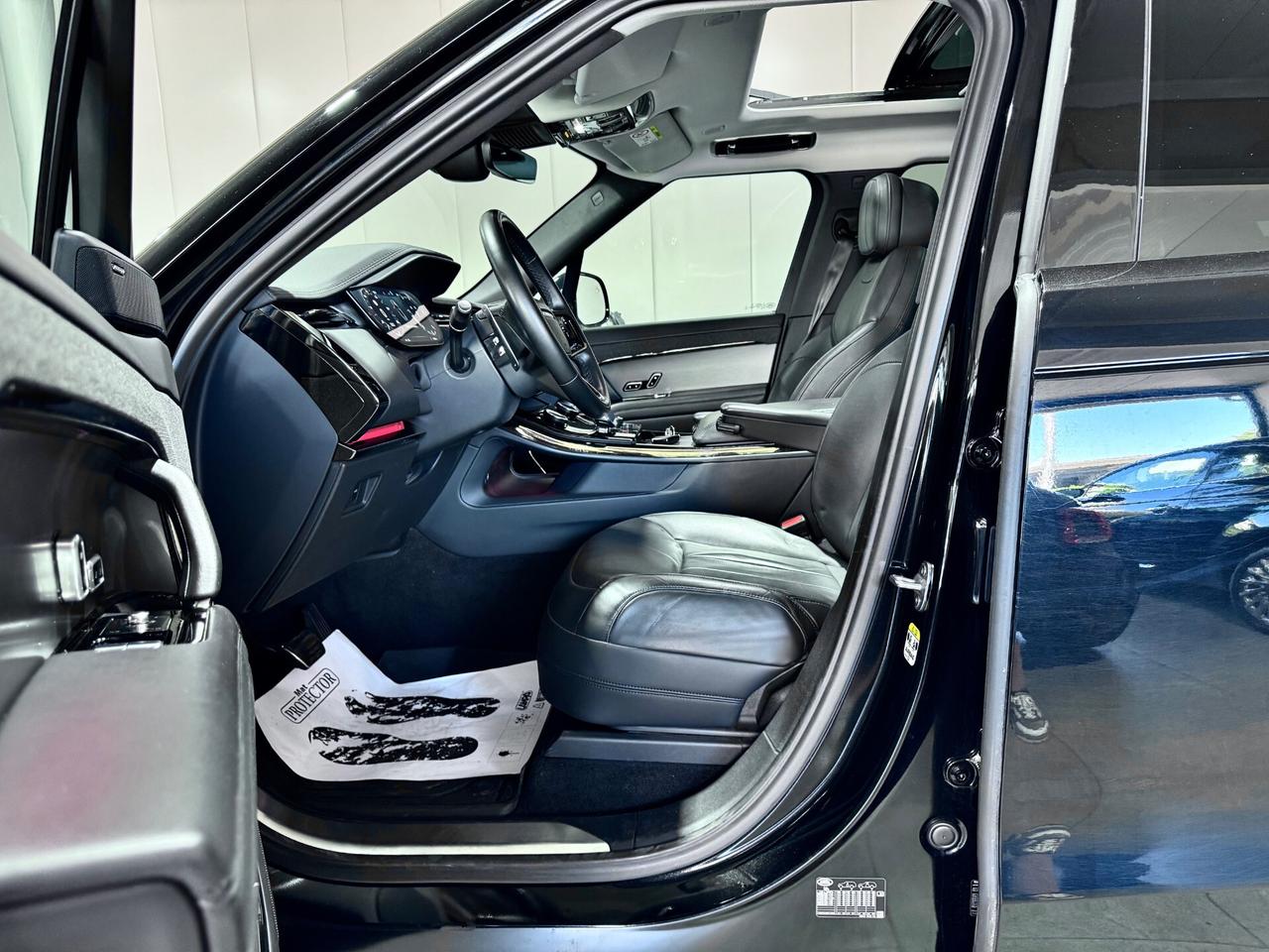 Land Rover Range Rover Sport 3.0d i6 300CV Mhev AWD Dynamic HSE