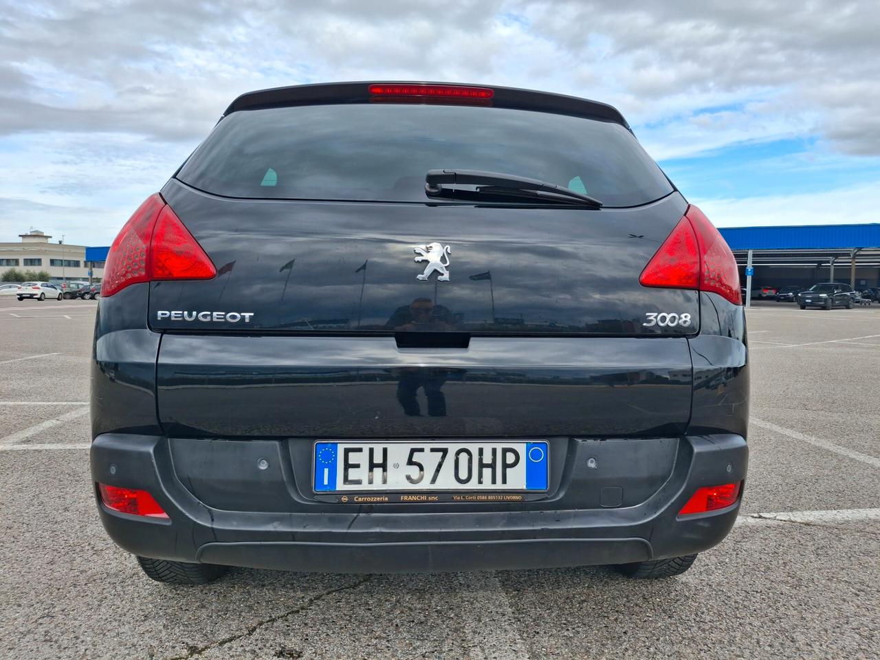 Peugeot 3008 1.6 HDi 115CV Business*NAVI*TETTO*