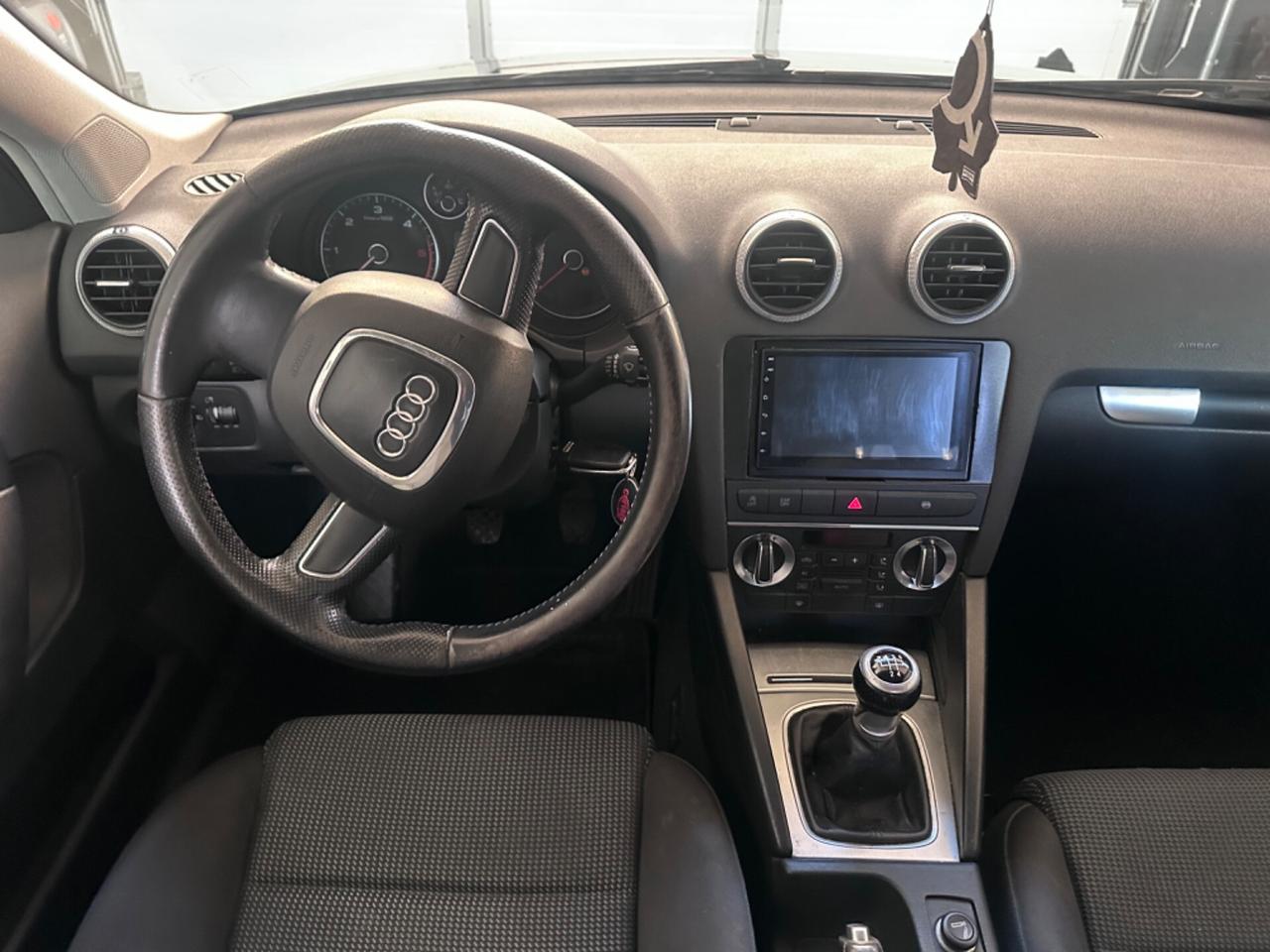 Audi A3 SPB 1.6 TDI 105 CV CR Attraction