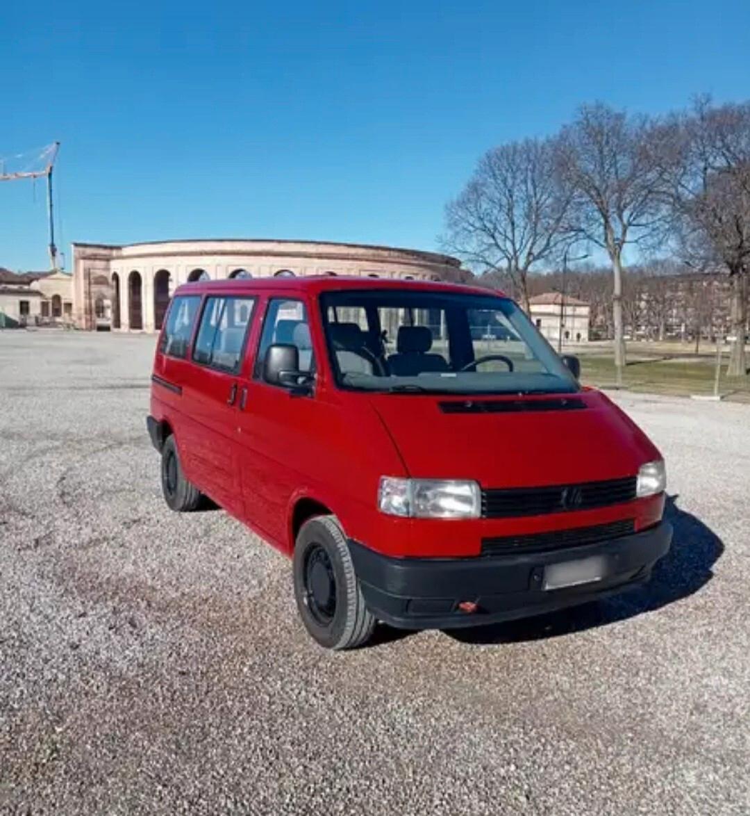 Volkswagen T4 nr. 9 posti, anno 92